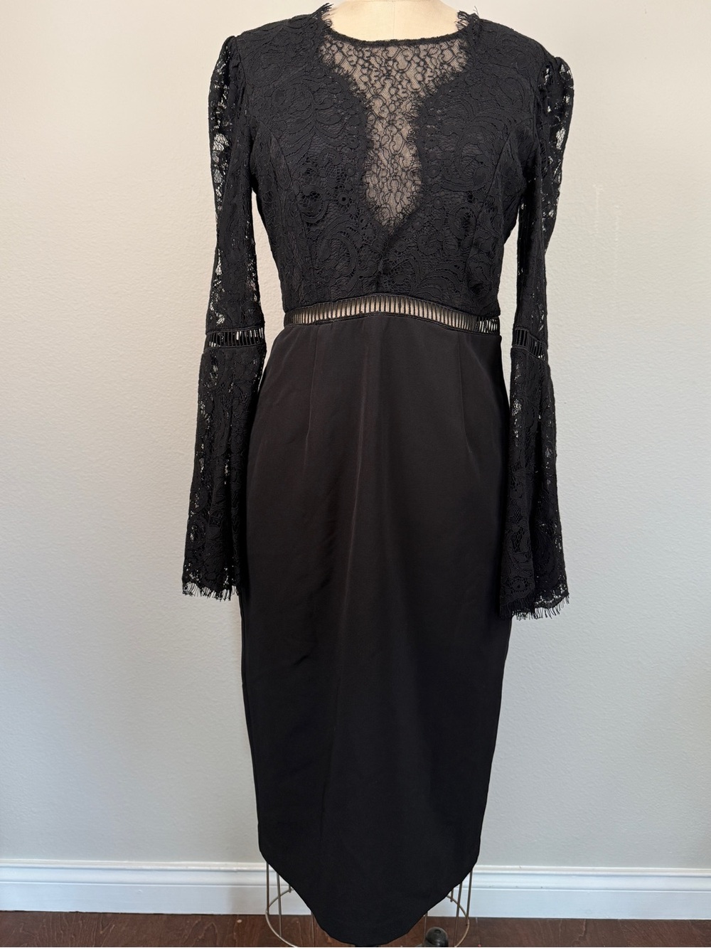 New! Bardot Faedra Lace Bell Sleeve Dress